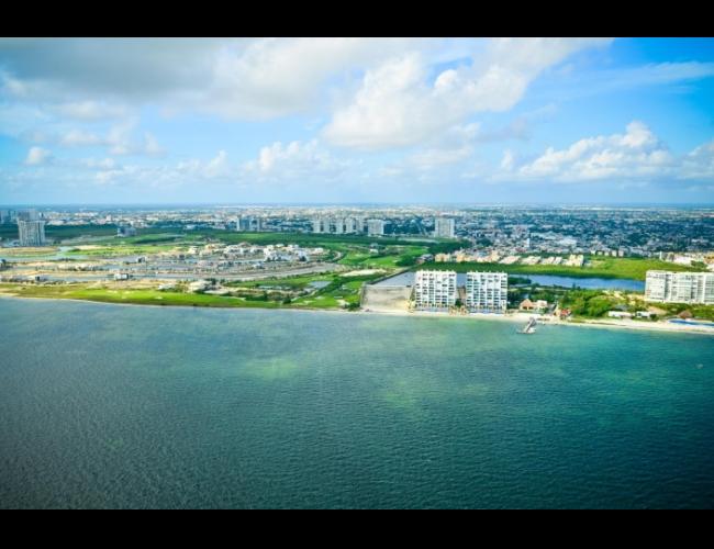 Terreno en Venta La Playa en Canc&uacute;n